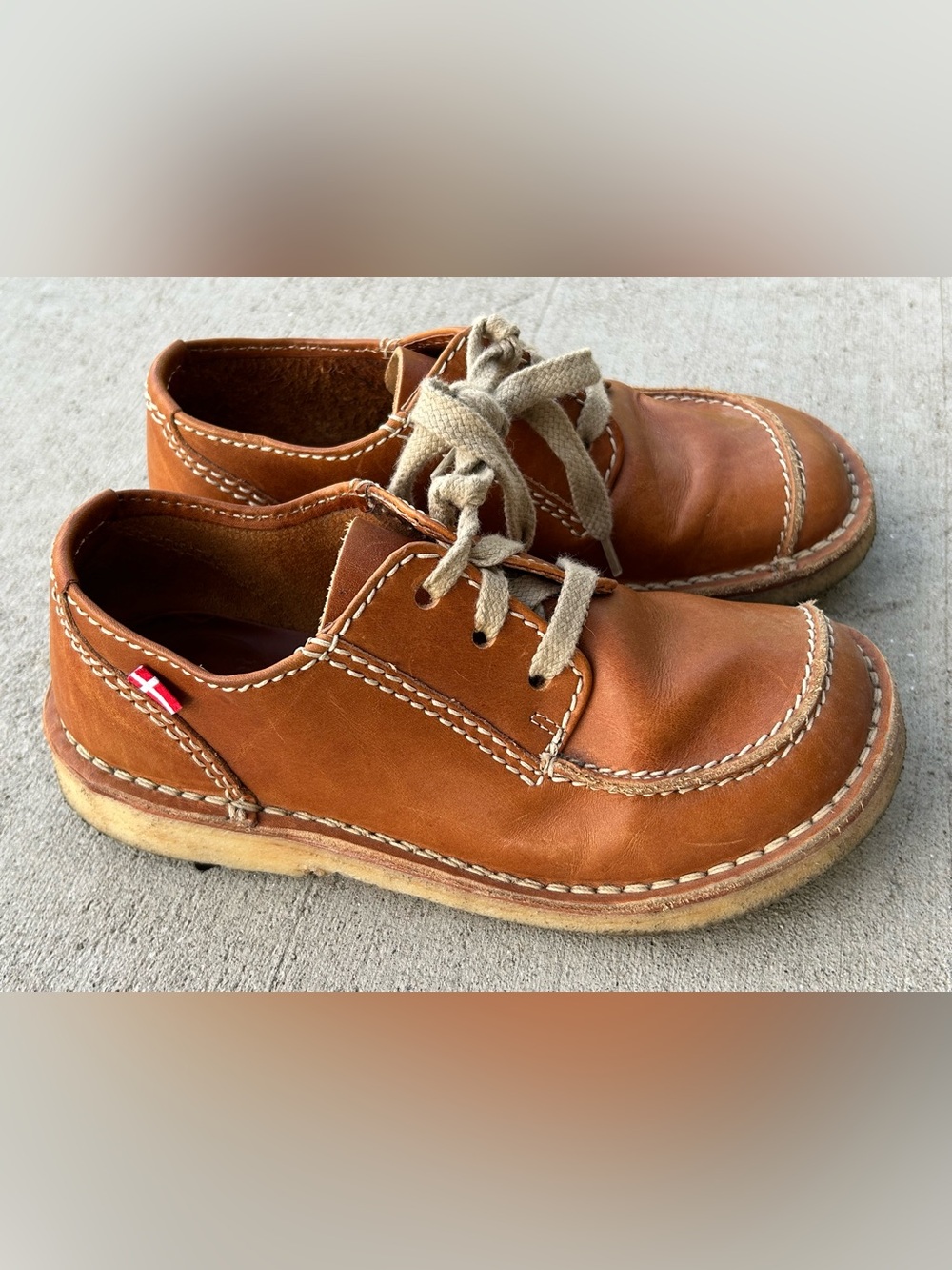 Women’s DUCKFEET “FYN” Leather Derby Shoes sz 38 US 7.5-8
